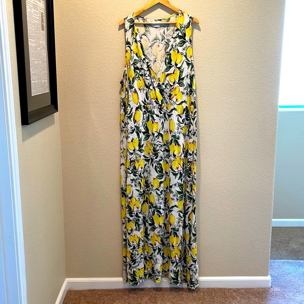 Junarose (former Rent the Runway) lemon maxi dress, size XL